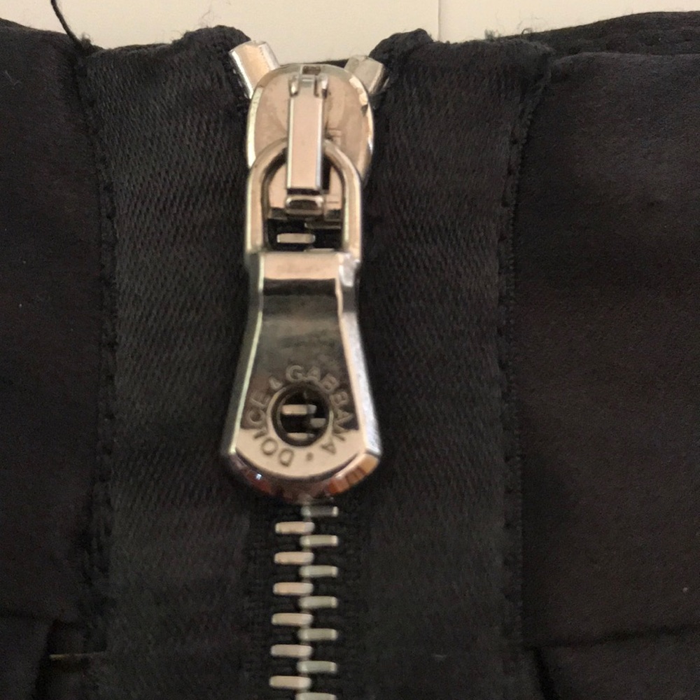 Authentic Dolce & Gabbana High Waisted Silk Skirt - Picture 5 of 8
